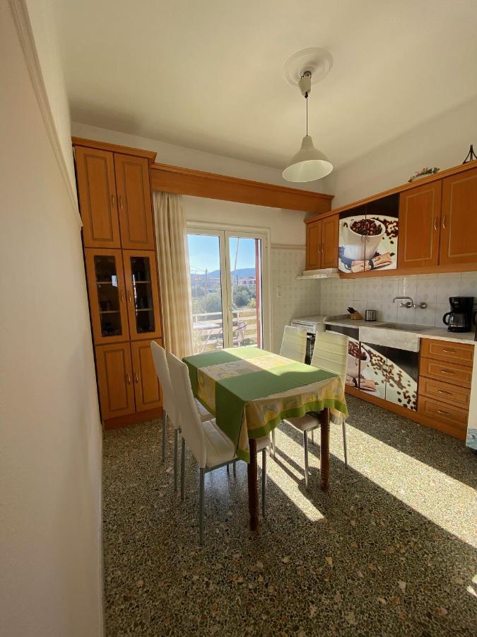 לוטרה אוריאס אלניס Mpanos Sea Apartment 2 מראה חיצוני תמונה
