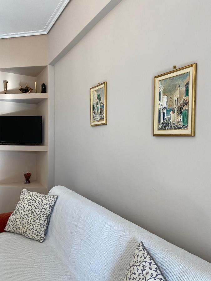 לוטרה אוריאס אלניס Mpanos Sea Apartment 2 מראה חיצוני תמונה